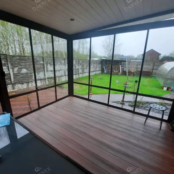 Терраса с панорамными окнами в частном доме